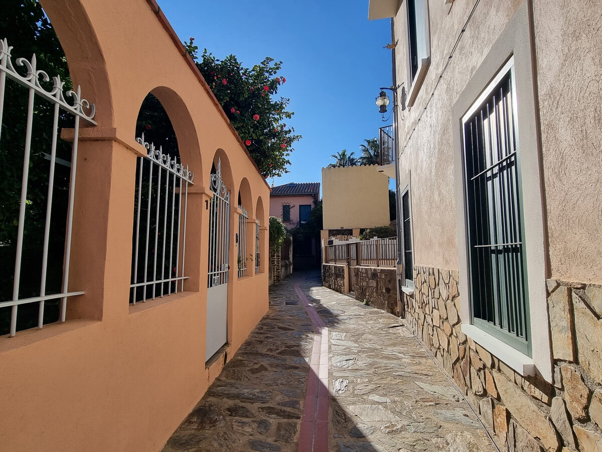 Appartement centre Collioure, 300m plage, terrasse & clim - Photo 16