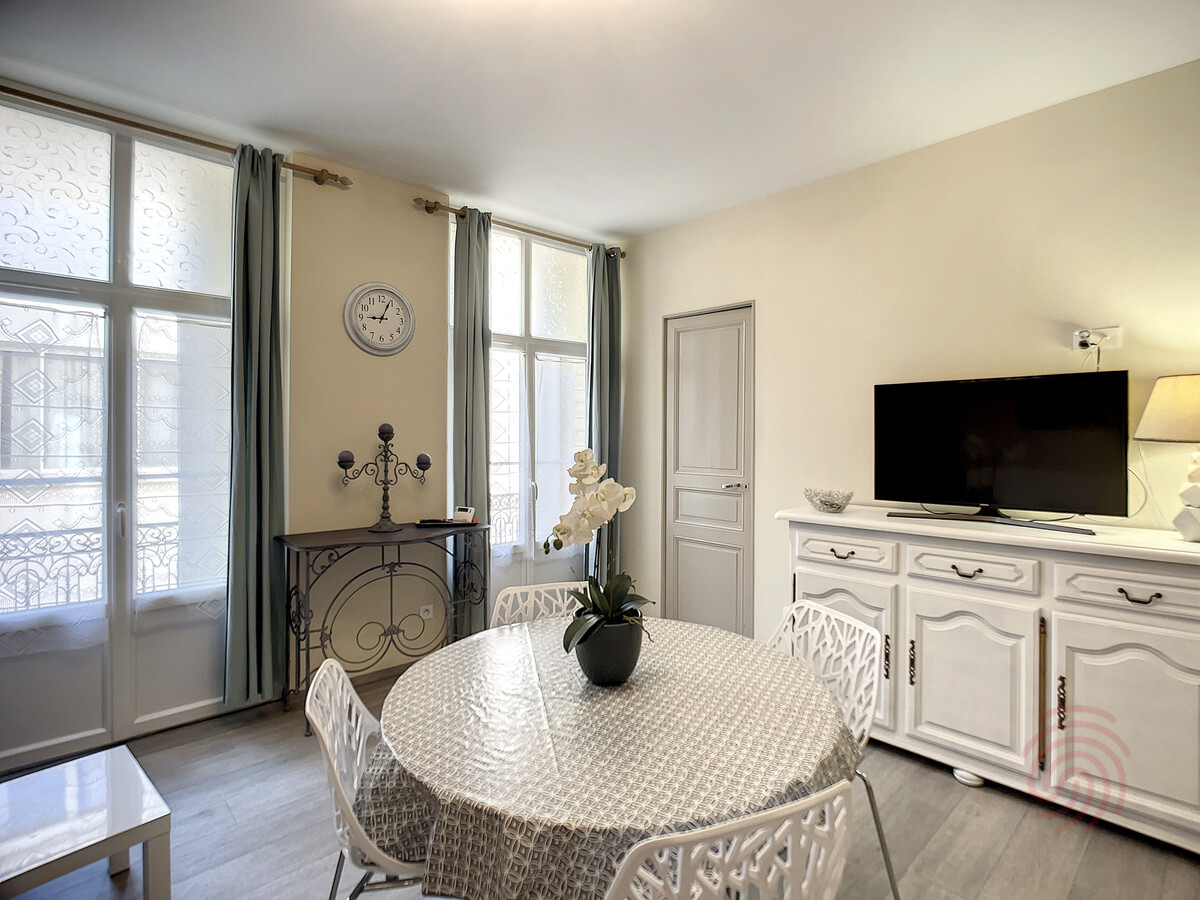 F3 78m² à 50m des Thermes et centre-ville - Photo 14