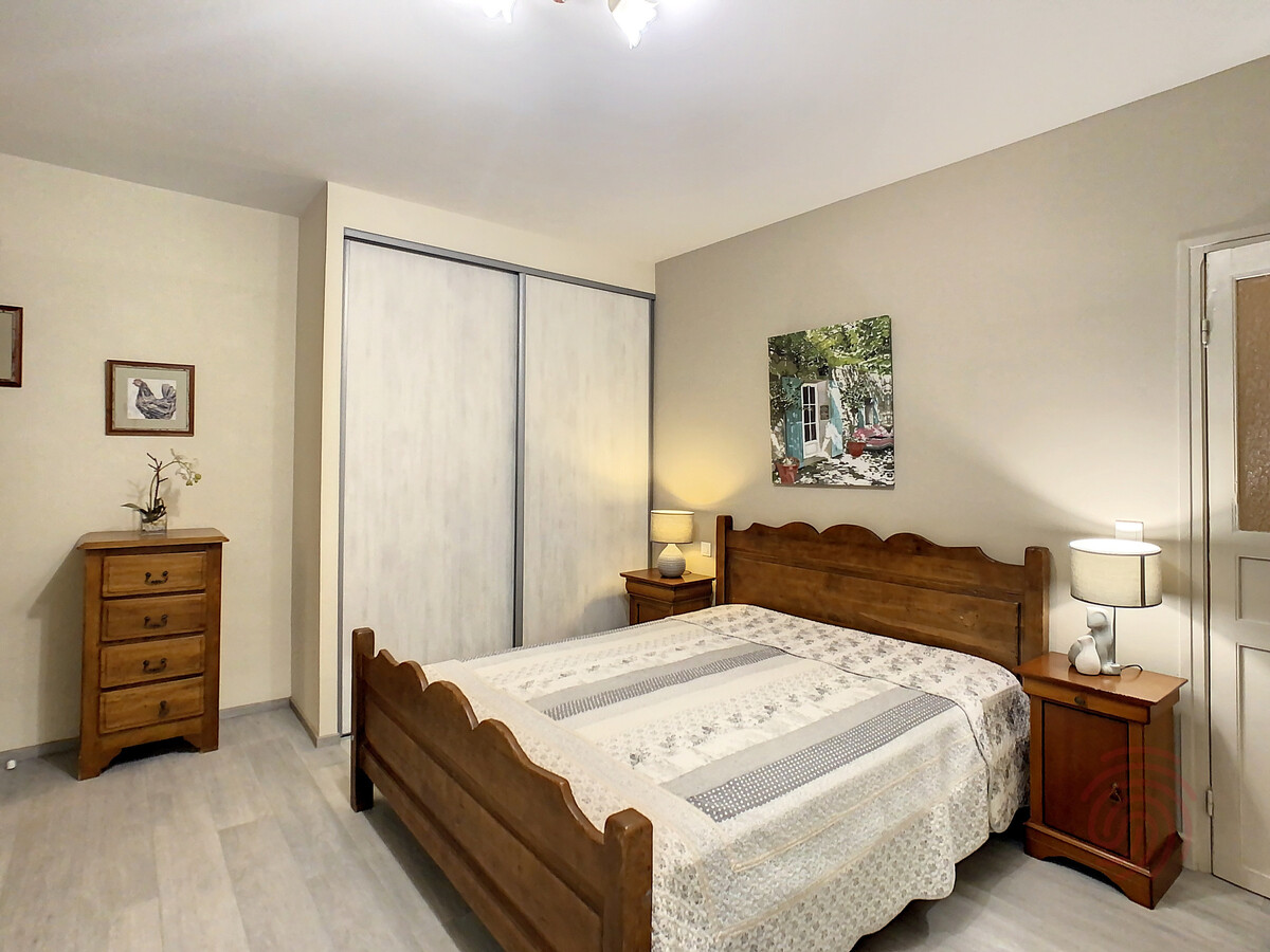 F3 78m² à 50m des Thermes et centre-ville - Photo 16