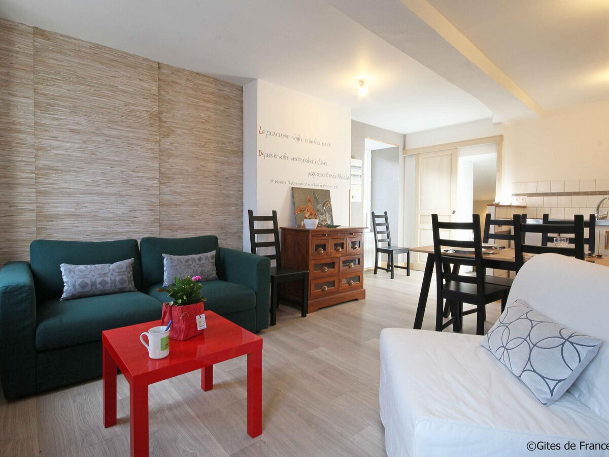 Appartement au-dessus d'un café-librairie en Suisse Normande - Photo 2
