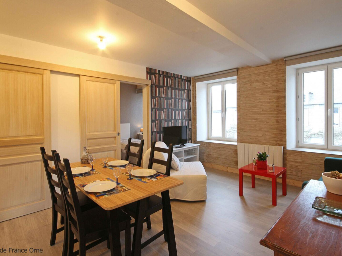 Appartement au-dessus d'un café-librairie en Suisse Normande - Photo 4