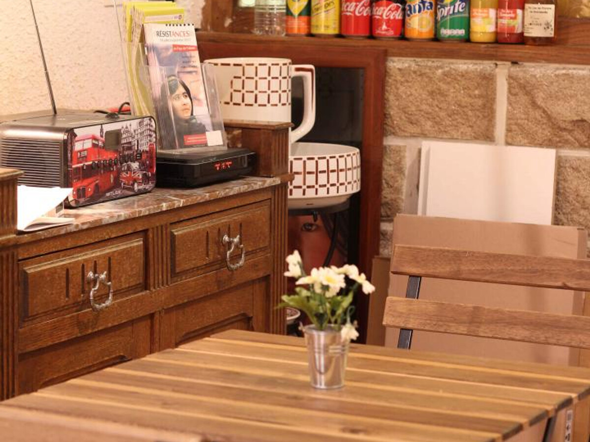 Appartement au-dessus d'un café-librairie en Suisse Normande - Photo 25