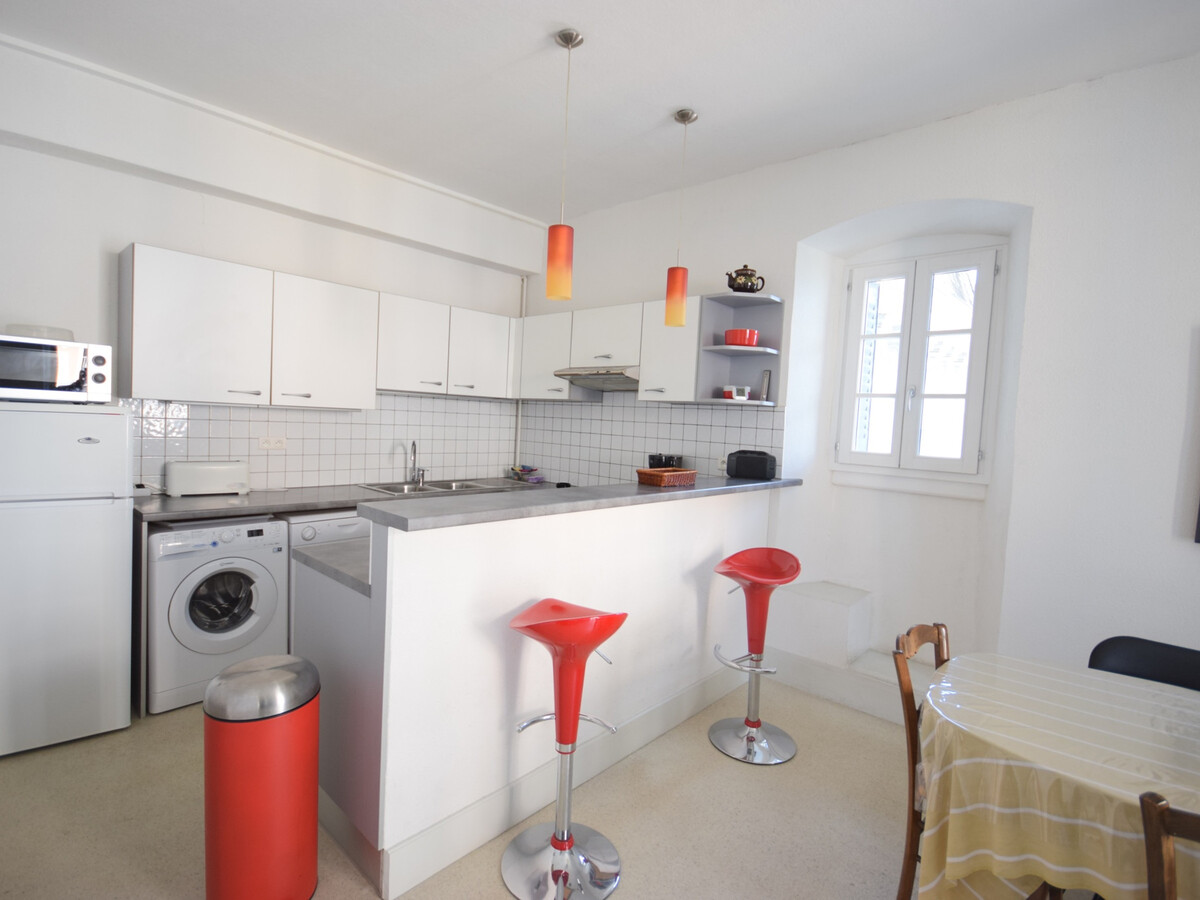 Appartement 60 m² en forteresse, balcon lac, parking - Photo 2