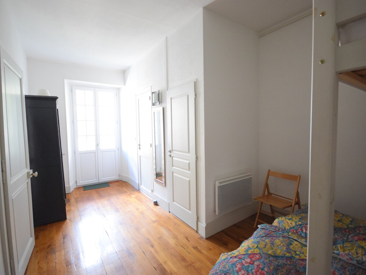 Appartement 60 m² en forteresse, balcon lac, parking - Photo 4