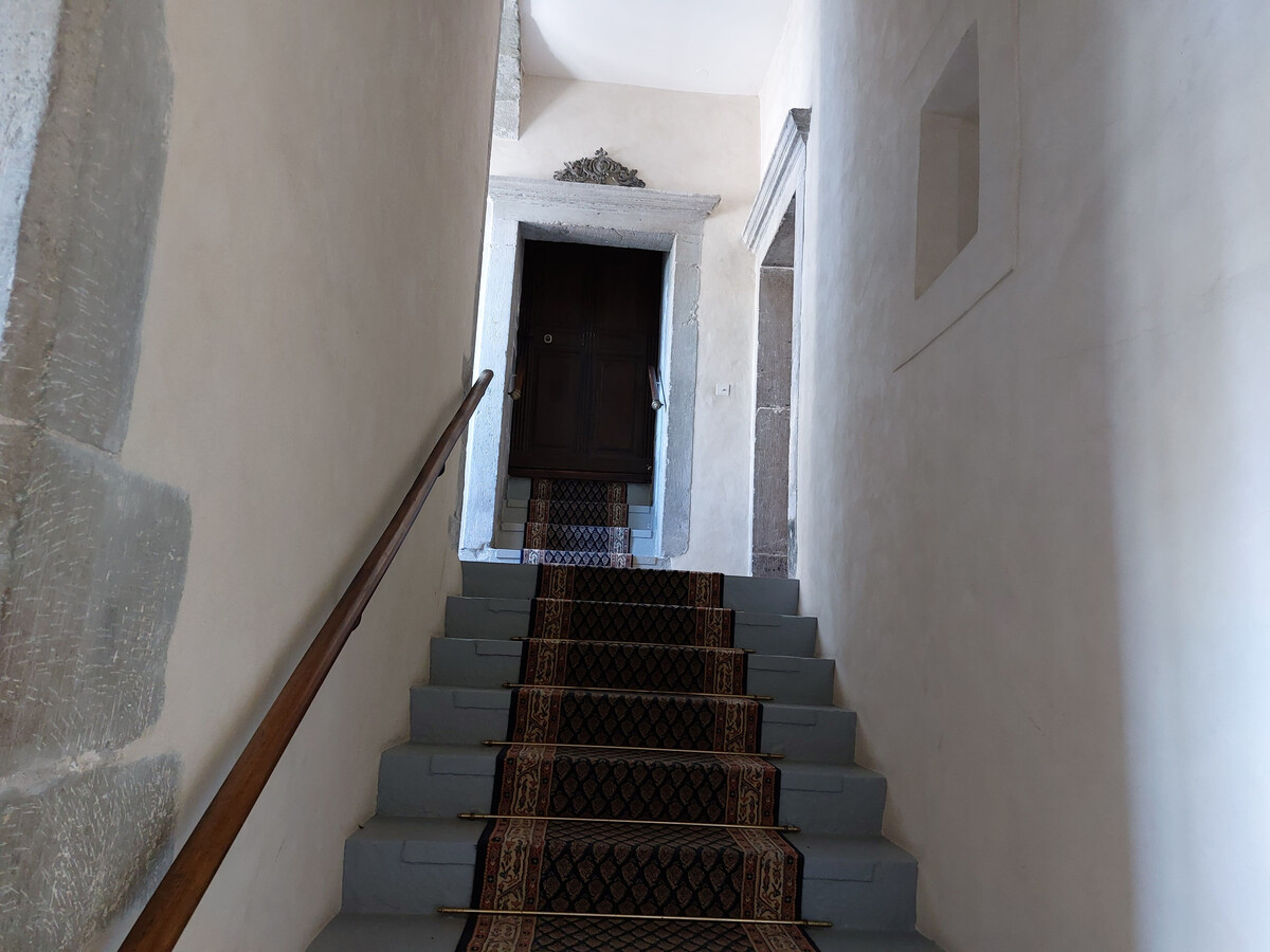 Appartement 60 m² en forteresse, balcon lac, parking - Photo 10