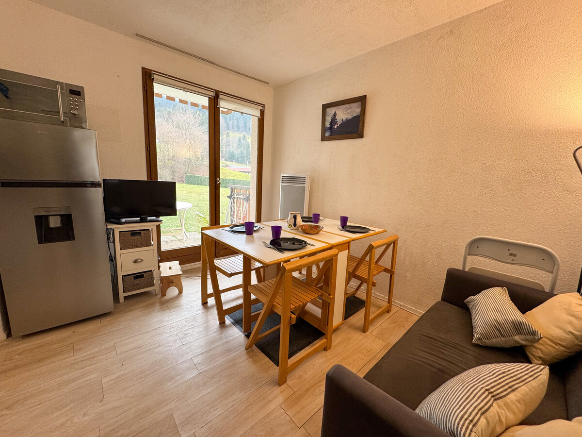 Appartement 4 personnes à Bernex, terrasse et accès pistes - Photo 4
