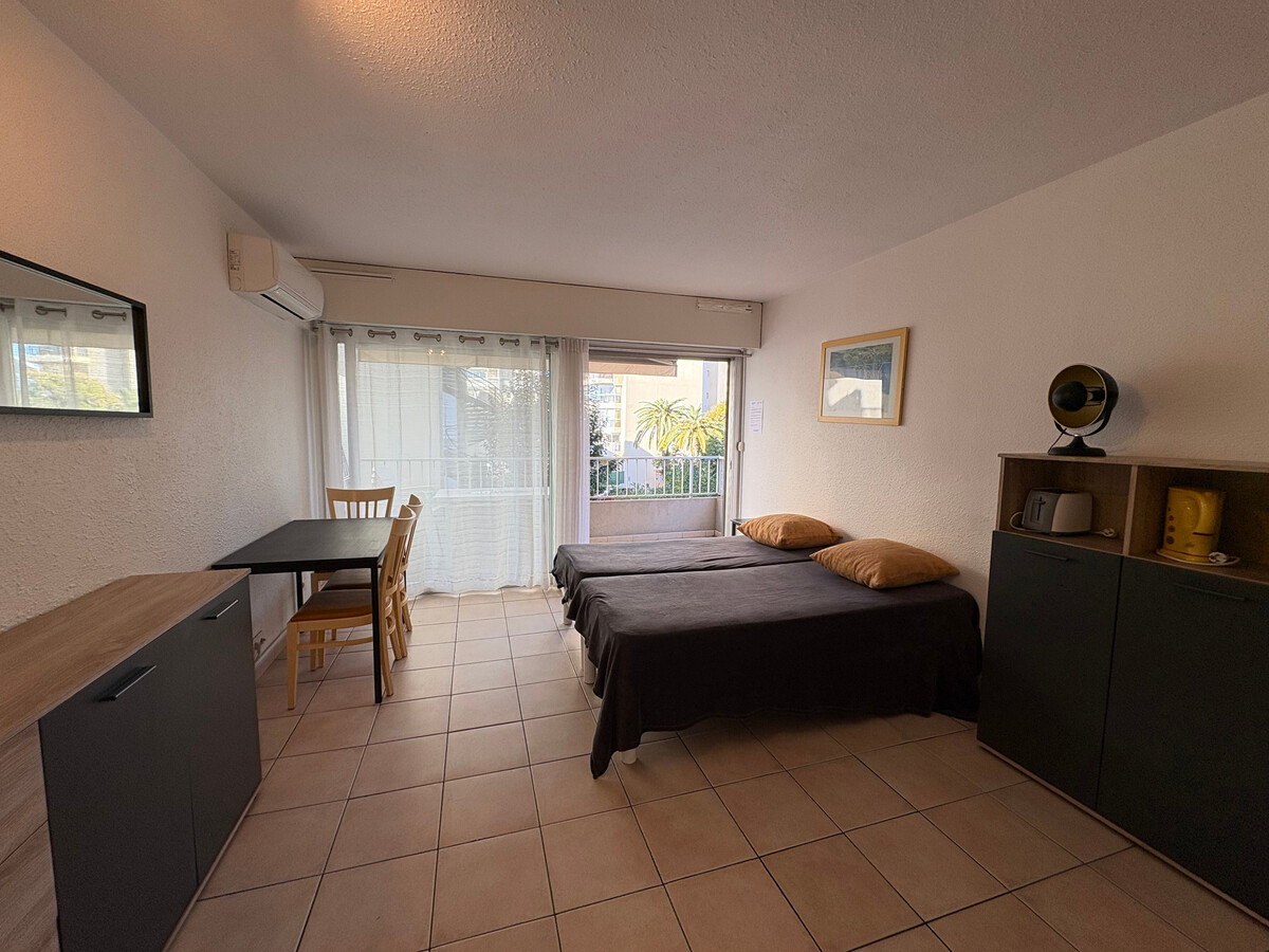 Studio climatisé vue mer - Saint-Raphaël, 50 m plage - Photo 4