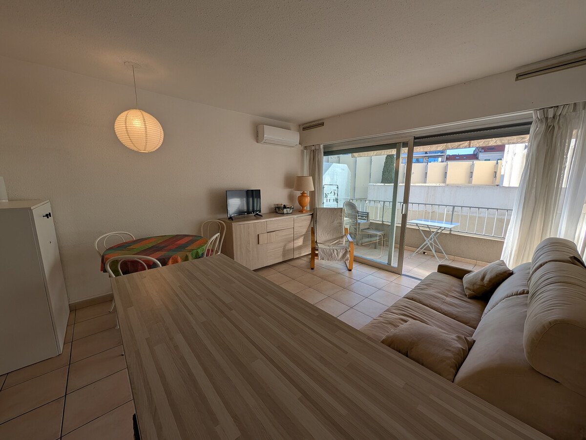 Studio climatisé vue mer à Saint-Raphaël, 50m plage - Photo 2