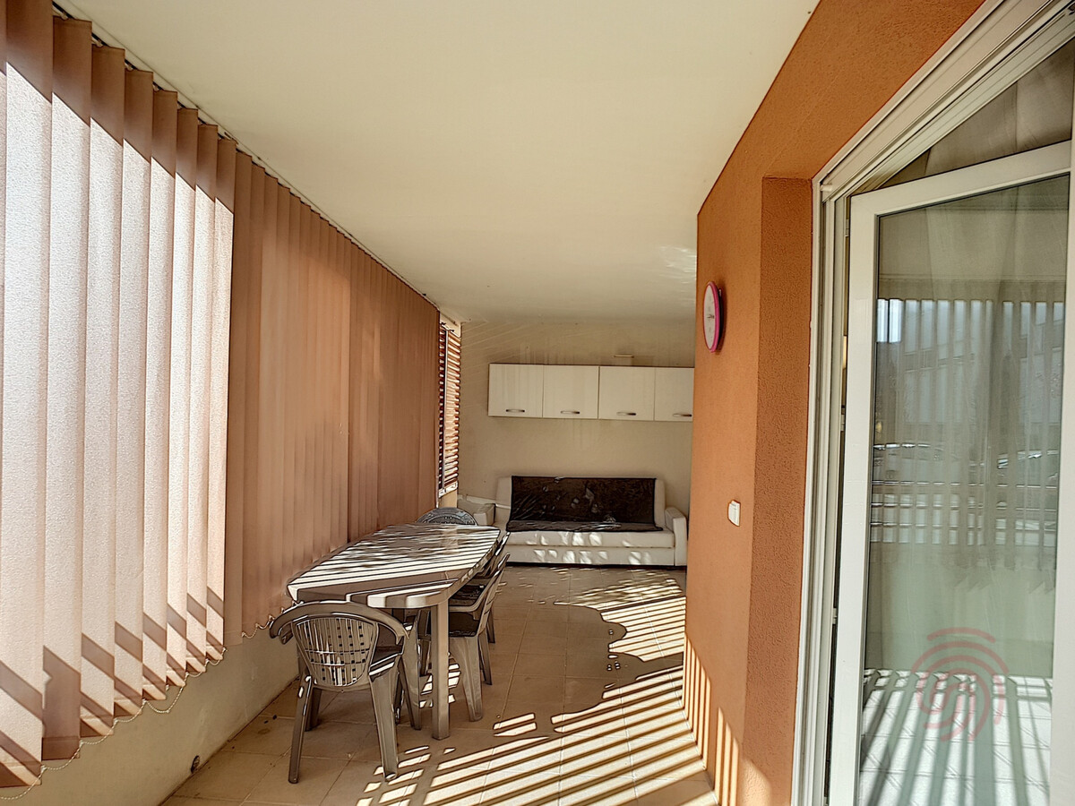 F2 climatisé avec terrasse et parking à Lamalou-les-Bains - Photo 12