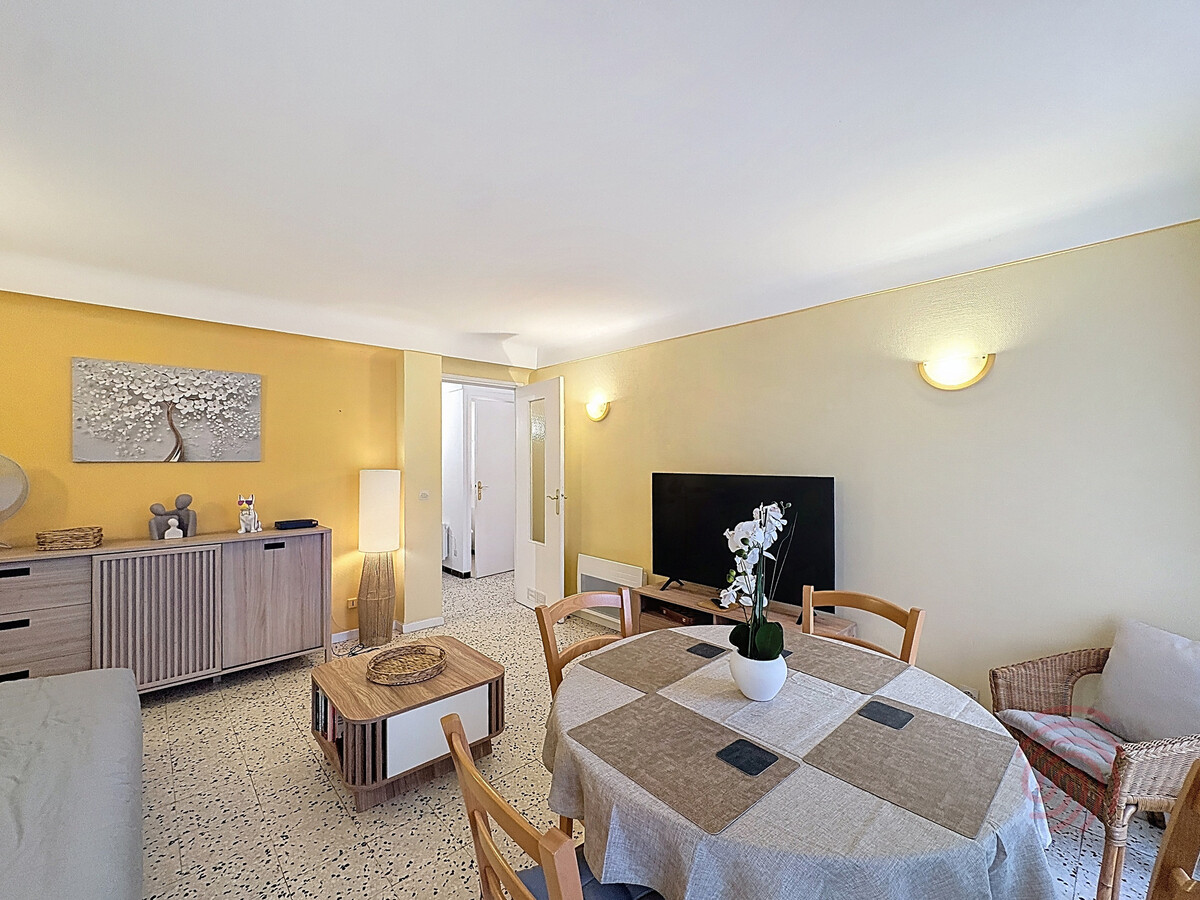 F2 55m² à 100m des Thermes, ascenseur, balcon - Photo 3