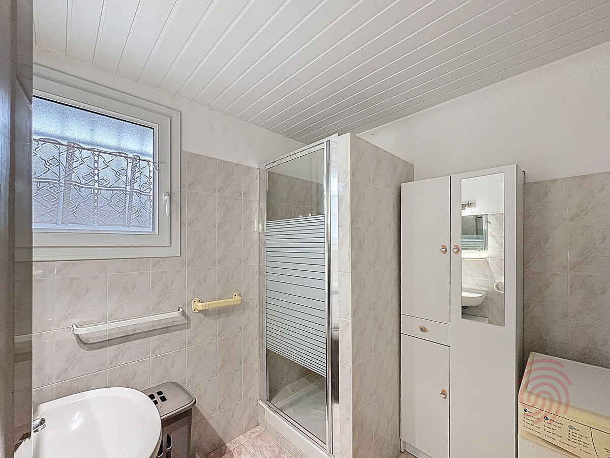F2 55m² à 100m des Thermes, ascenseur, balcon - Photo 11