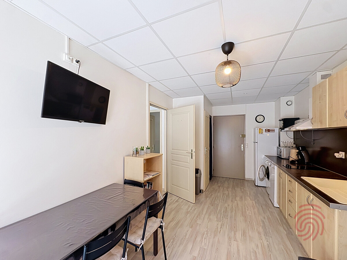 F2 34 m² avec 2 balcons à 650 m des Thermes - Photo 8
