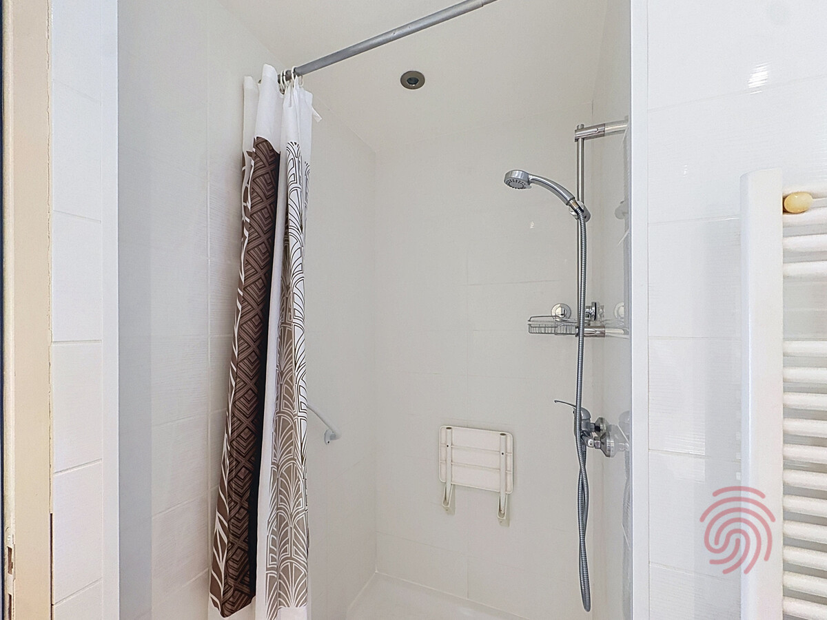 F2 34 m² avec 2 balcons à 650 m des Thermes - Photo 16