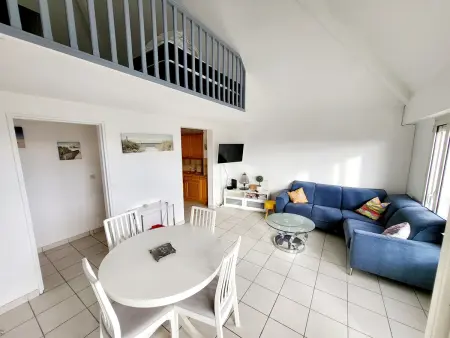Location appartement à Les Sables d'Olonne, Appartement T3 avec Mezzanine, Balcon et Garage au Centre des Sables-dOlonne