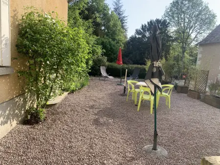 Appartement confortable proche des Thermes avec lave-vaisselle et options de location de linge - Photo 5