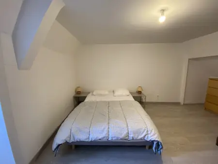 Appartement confortable proche des Thermes avec lave-vaisselle et options de location de linge - Photo 8