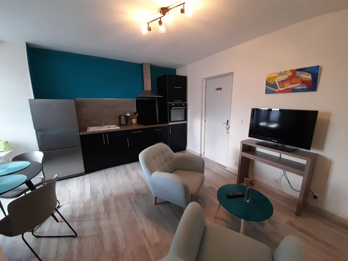 Appartement 2 chambres à 50m du centre-ville - Photo 2