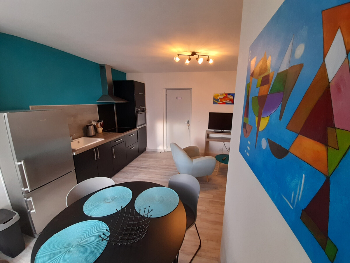 Appartement 2 chambres à 50m du centre-ville - Photo 3