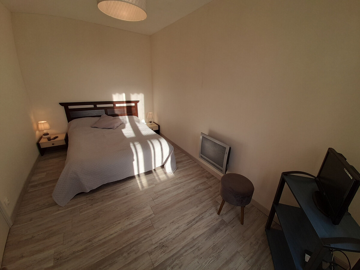 Appartement 2 chambres à 50m du centre-ville - Photo 6