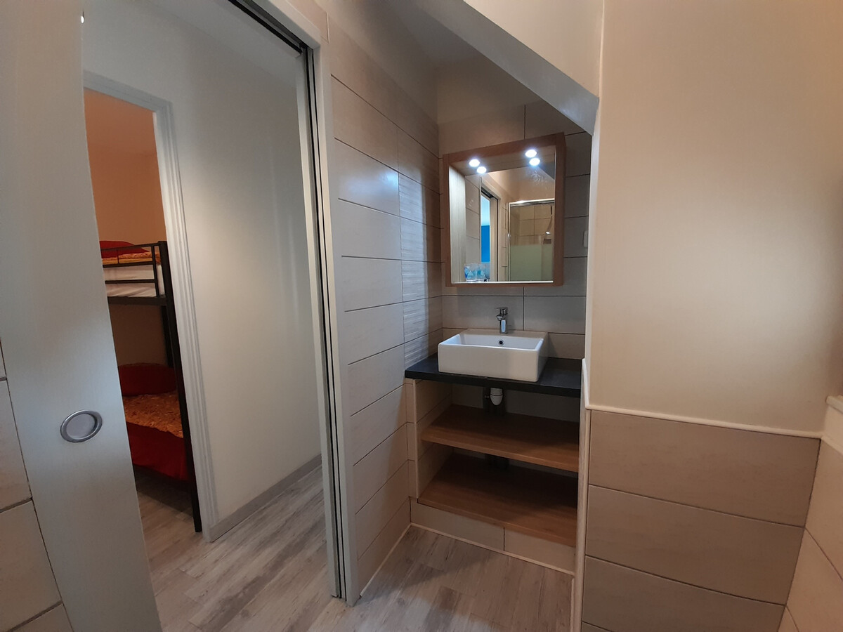 Appartement 2 chambres à 50m du centre-ville - Photo 10