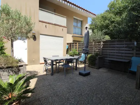 Duplex climatisé avec terrasse face à la plage, Collioure : photo 2