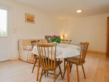 Studio chalet avec vélos et terrain à Bouy-Luxembourg : photo 4