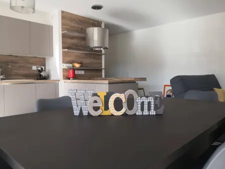 Location appartement à Villard de Lans, Appartement lumineux et spacieux avec terrasse et parking, à 15 min à pied du centre, parfait pour 6 pers !