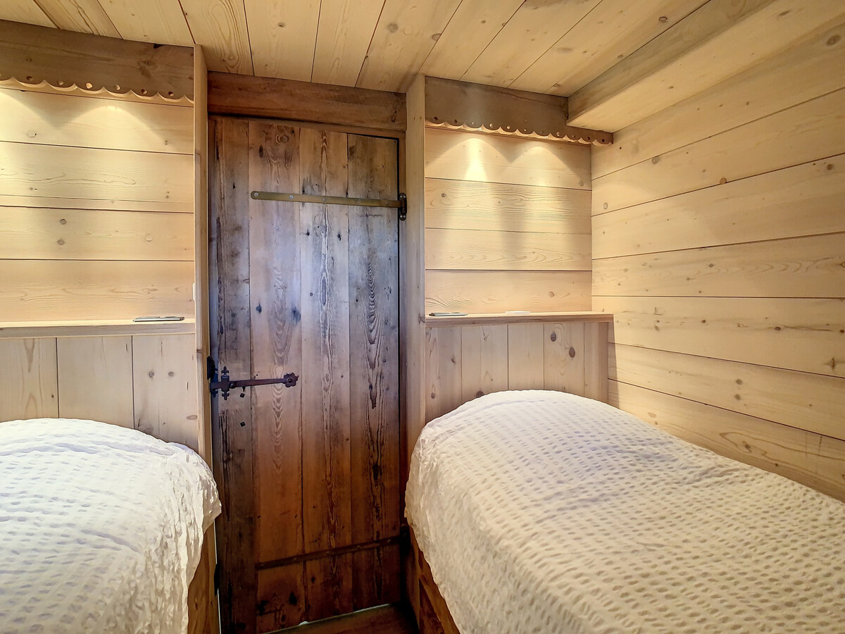 Chalet 6 pièces Combloux, vue Mont-Blanc et parking - Photo 14