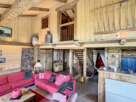 Location appartement à Combloux, Chalet 6 pièces à Combloux avec cheminée et parking