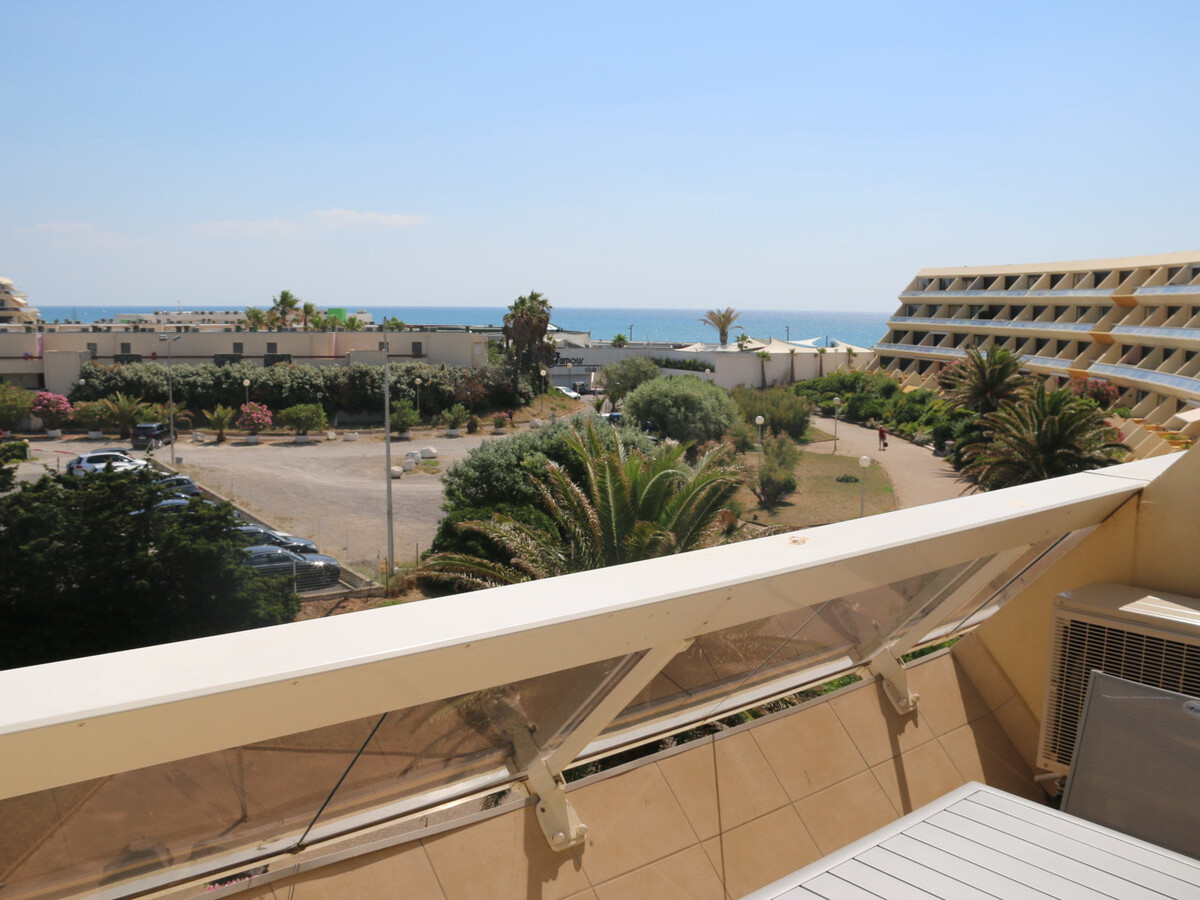 Studio climatisé 3e étage avec terrasse et parking à Cap d'Agde - Photo 10