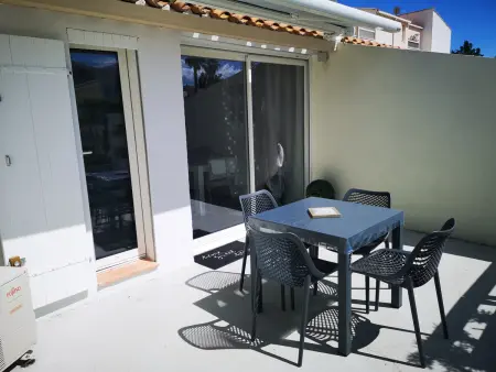 Appartement climatisé Cap d'Agde, piscine et parking : photo 2