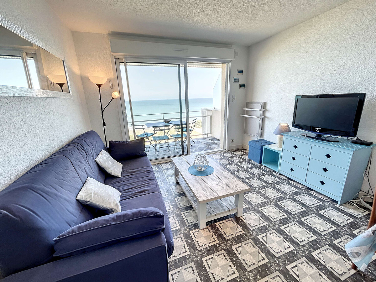 Appartement front de mer avec balcon à Jullouville - Photo 1