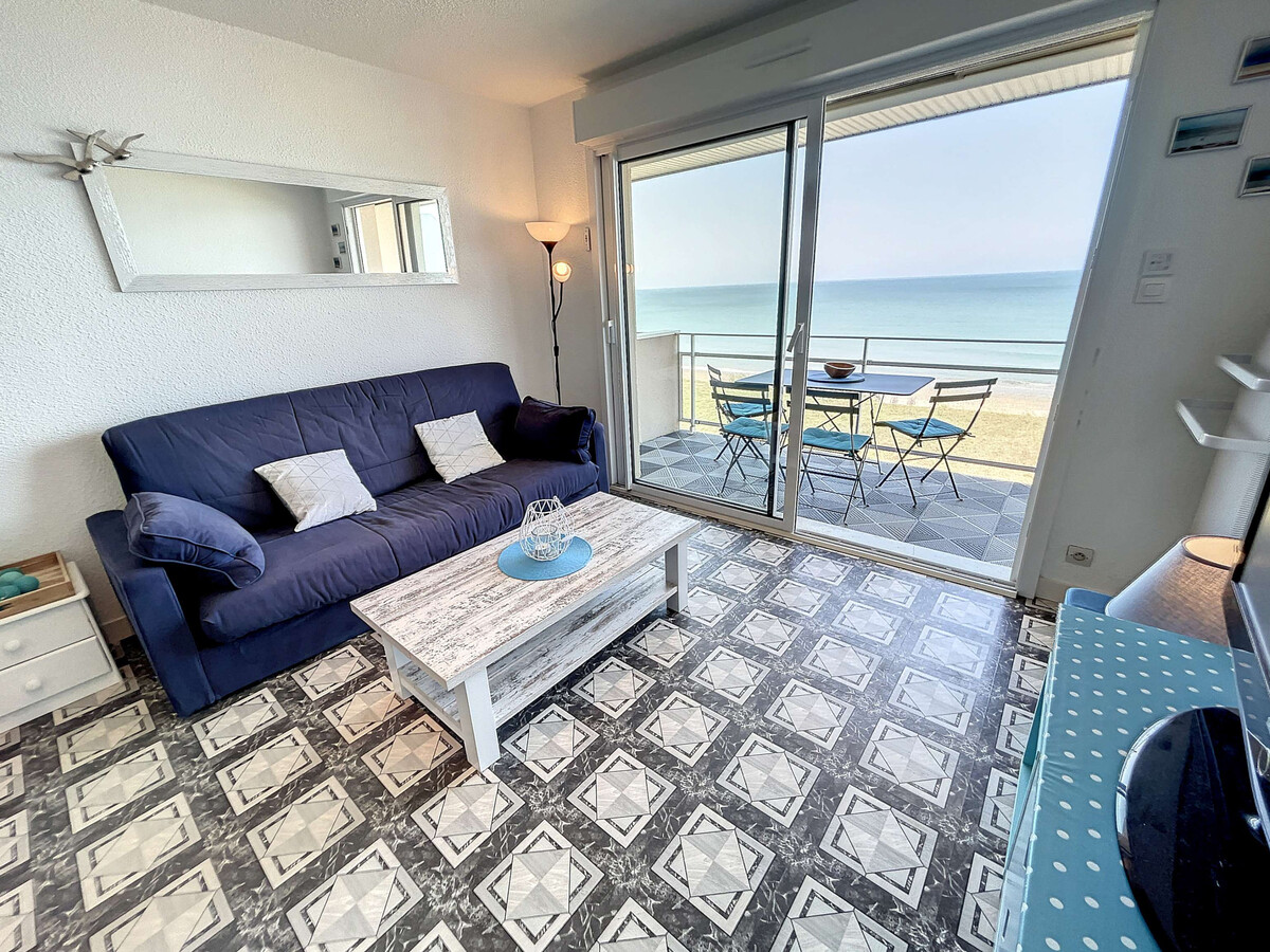 Appartement front de mer avec balcon à Jullouville - Photo 4