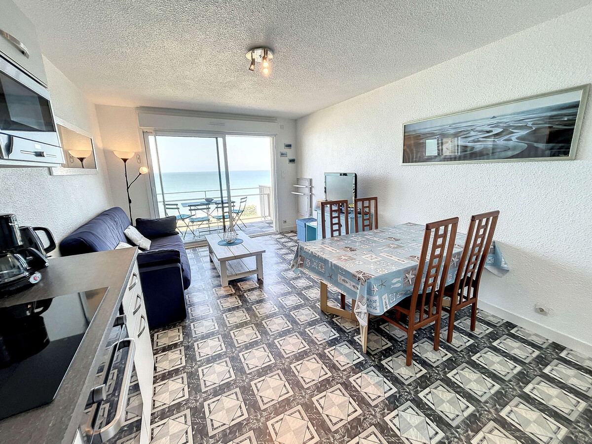 Appartement front de mer avec balcon à Jullouville - Photo 6