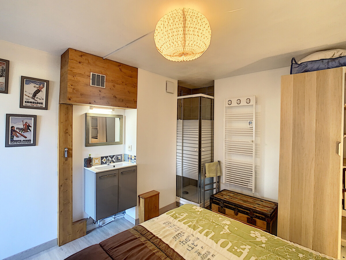 2 pièces cabine 46m² avec terrasse RDJ à Combloux - Photo 3