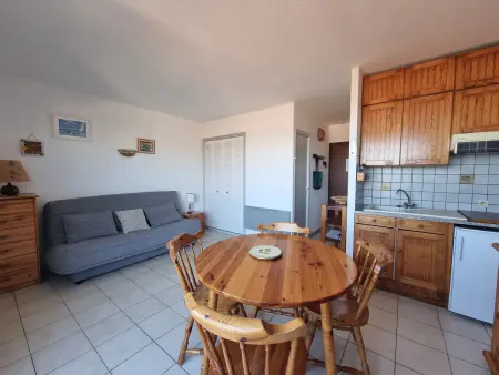 Studio cabine 4 pers. avec terrasse vue port à Port-Vendres : photo 3