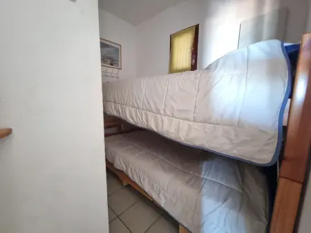 Studio cabine 4 pers. avec terrasse vue port à Port-Vendres : photo 11