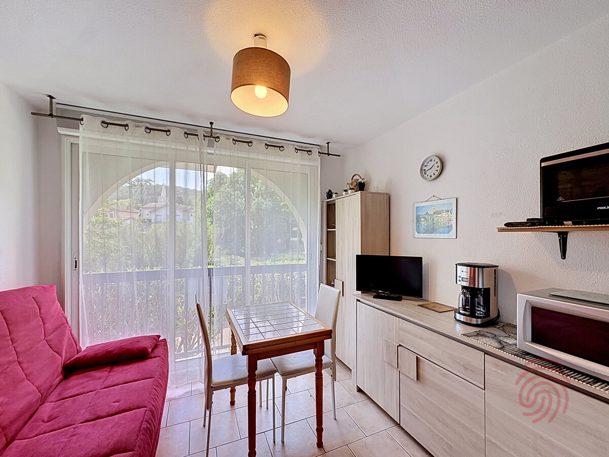 T1 17m² avec vue sur ruisseau à Lamalou-les-Bains - Photo 2