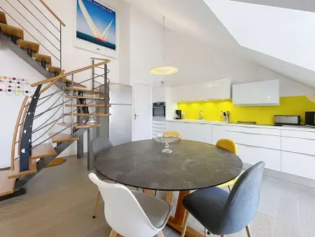Duplex de standing en centre-ville avec parking, proche port et plage - Photo 1