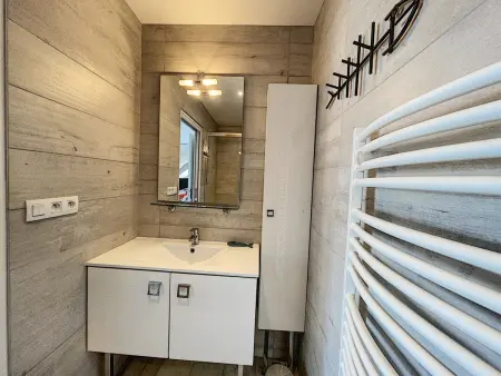 Duplex de standing en centre-ville avec parking, proche port et plage - Photo 11