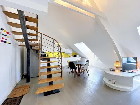 Duplex de standing en centre-ville avec parking, proche port et plage - Photo 14