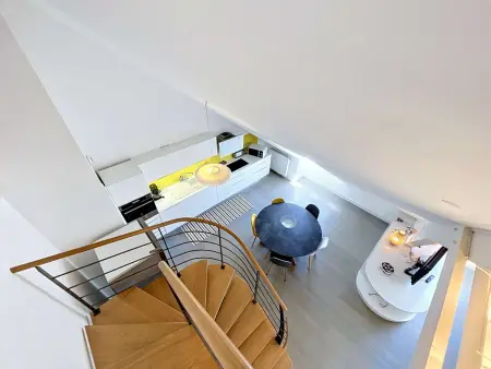 Duplex de standing en centre-ville avec parking, proche port et plage - Photo 15