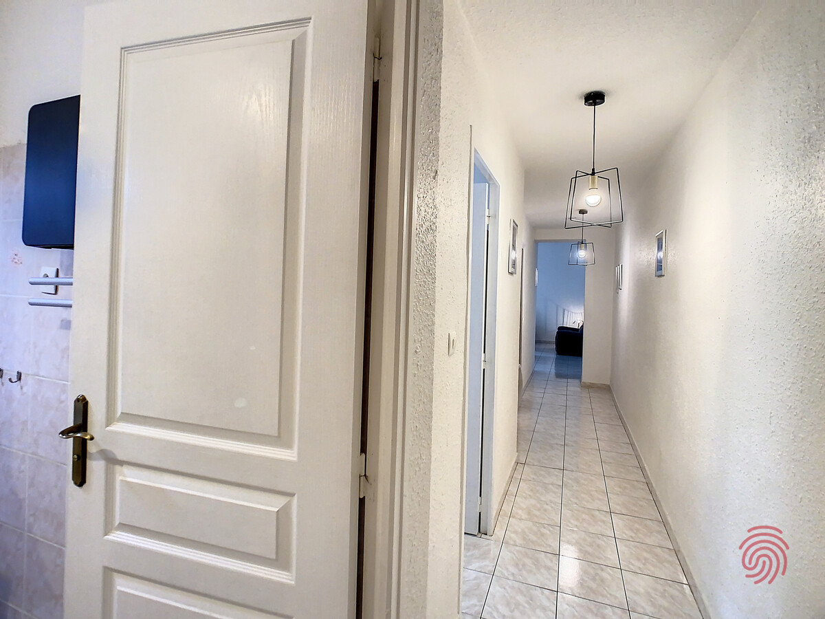 F3 78 m² à 50m des Thermes et centre-ville - Photo 15