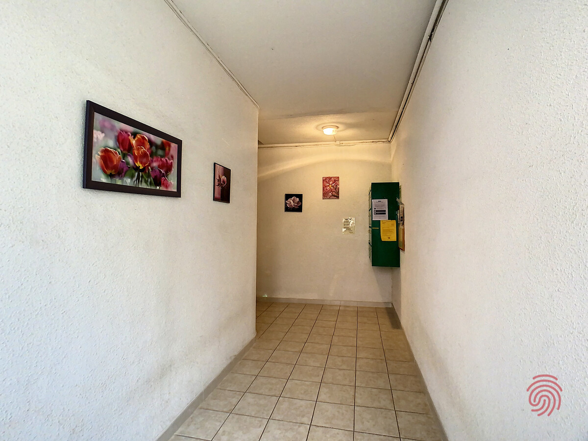 F3 78 m² à 50m des Thermes et centre-ville - Photo 22