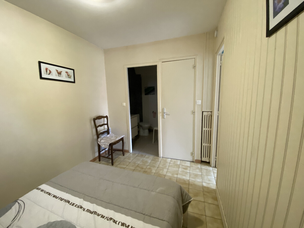 T2 centre-ville La Roche-Posay, 700m des Thermes - Photo 7