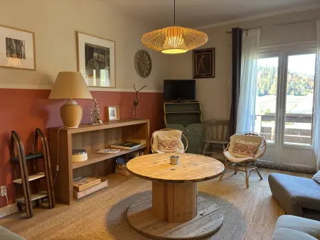 Appartement 2 chambres, balcons et parking gratuit : photo 2