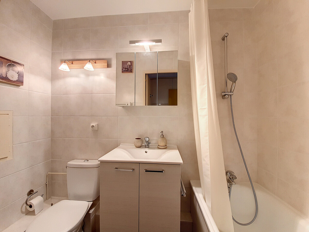 Studio 2 pers aux Menuires, balcon sud, pied des pistes - Photo 5
