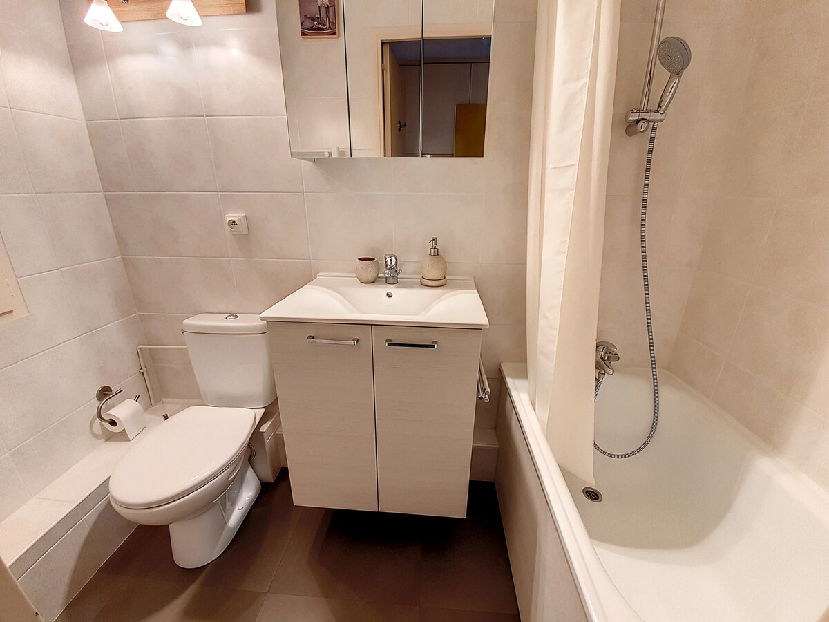 Studio 2 pers aux Menuires, balcon sud, pied des pistes - Photo 6