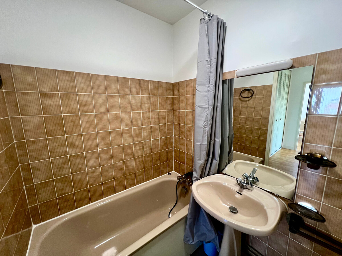 T2 46 m² Arcachon, balcon, parking privé - Photo 9