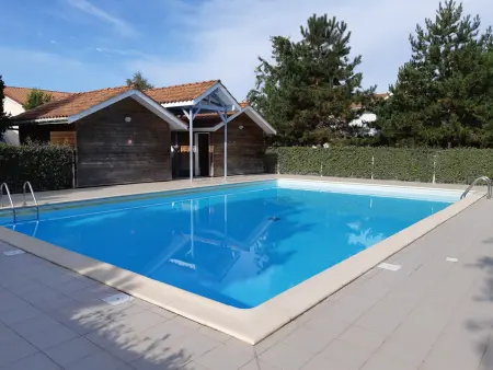T2 centre-ville avec piscine à Biscarrosse : photo 2